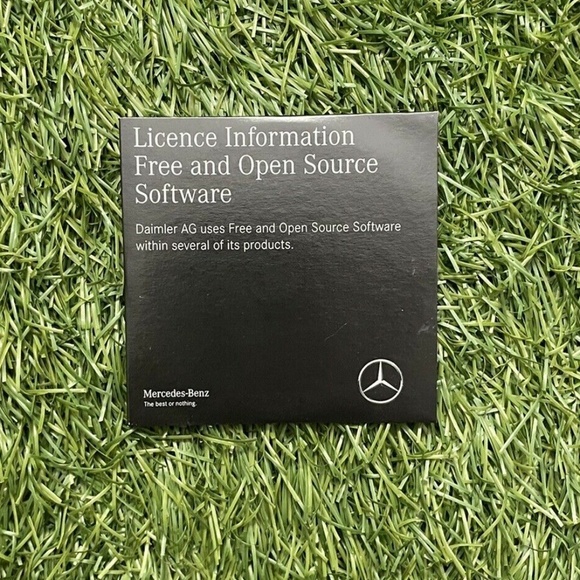 2017 Mercedes-Benz C-Class Coupe Owners Manual (C63 AMG C43 AMG, C300 4MATIC) - Picture 4 of 12